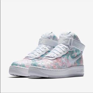ladies nike high tops